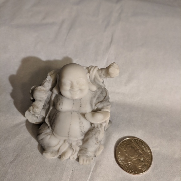 Small budda marble figures - Picture 3 of 3